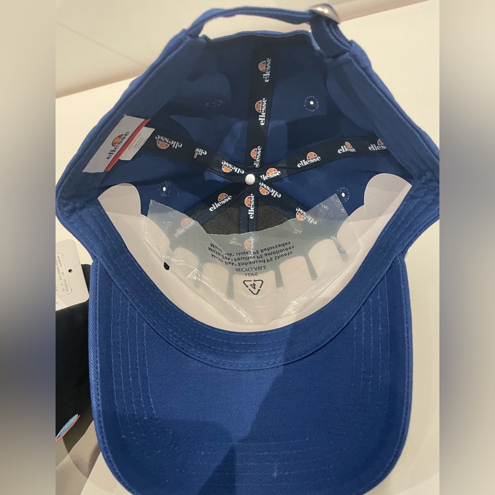 Three Ellesse Rimini hats - Picture 5 of 5